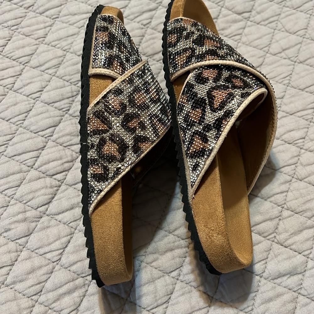 Shoes - Picture 2 of 3